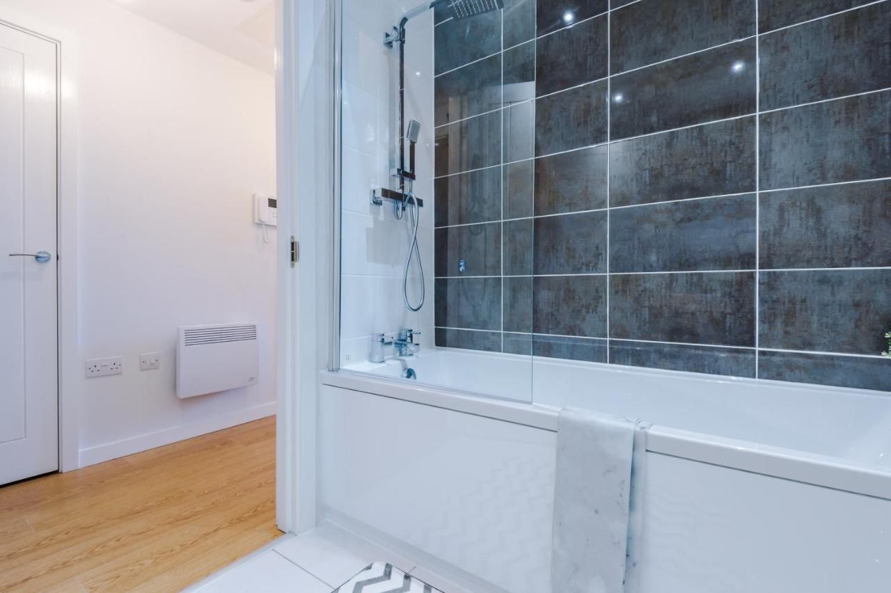 ✰Onpoint - Modern 2 Bed Apartment Close To Centre✰ Лидс Экстерьер фото