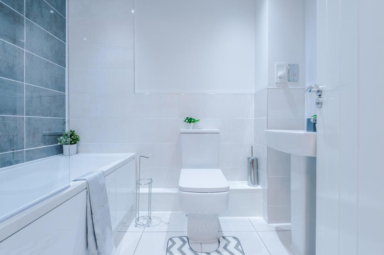 ✰Onpoint - Modern 2 Bed Apartment Close To Centre✰ Лидс Экстерьер фото
