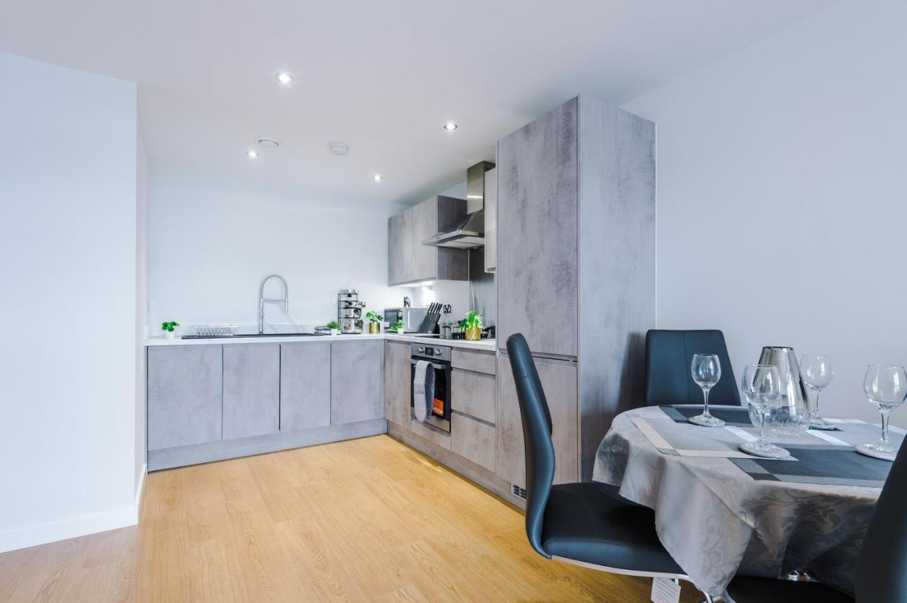 ✰Onpoint - Modern 2 Bed Apartment Close To Centre✰ Лидс Экстерьер фото